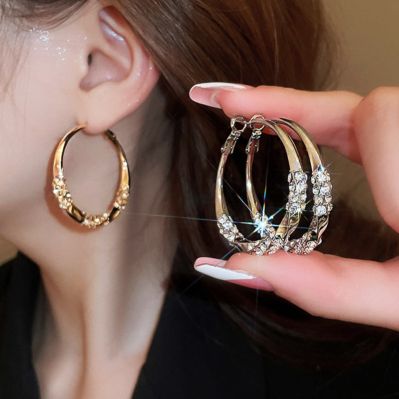 Orecchino A Cerchio In Oro Bianco 14K Con Diamante Naturale Rotondo Da