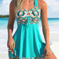 Costume da bagno a due pezzi con top con spalline e pantaloncini aderenti