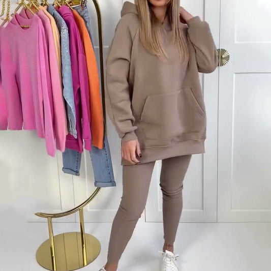 Completo alla Moda da Donna in 2 Pezzi: Felpa con Cappuccio e Pantaloni
