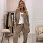 Set 2 pezzi con blazer e pantaloni a righe laterali alla moda