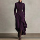 Elegante abito lungo drappeggiato asimmetrico con collo alto da donn
