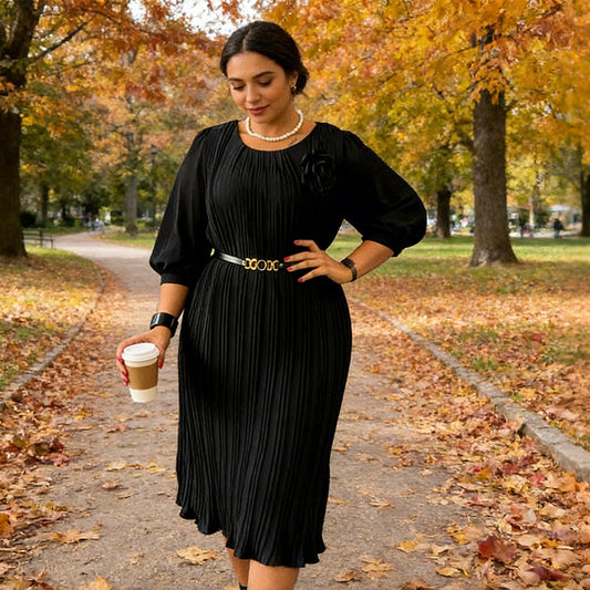 Abito midi plissettato con maniche a 3/4 e cintura da donna