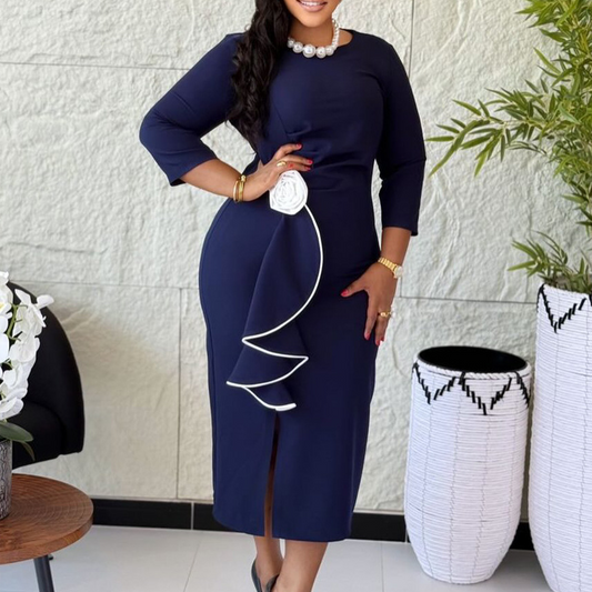 Abito Aderente Elegante con Volant e Girocollo