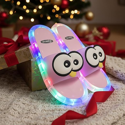 👟✨🐧 Pantofole Luminose a LED per Bambini - Design Cartoni Animati 🌟👶