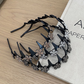 👑 Set di cerchietti a onde con cristalli – leggeri, antiscivolo e femminili. Perfetti per matrimoni e per ogni giorno, il tocco di luce che valorizza il tuo look! 💎✨